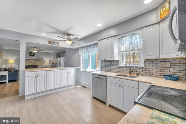 $484,900 | 4 Barbara Place, Somerdale, NJ 08083