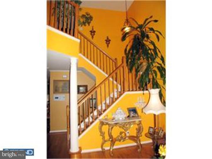 40 Simons Way Huntingdon Valley, PA 19006 - Photo 10 of 25 Gallery Image 10