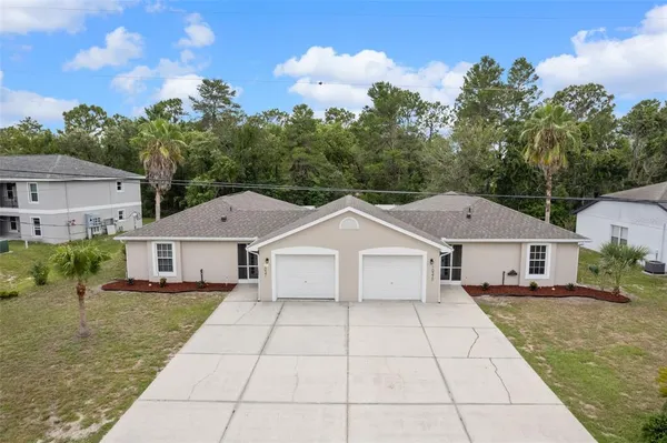 $489,900 | 10370 Sandlor Street, Spring Hill, FL 34608