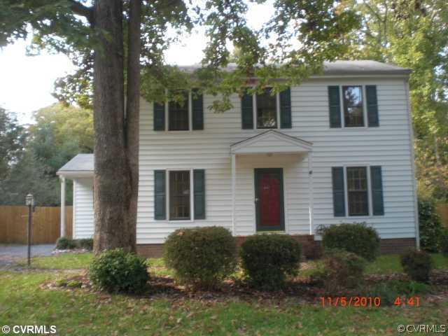 1942 Esquire Road Richmond, VA 23235 - Photo 1 of 6 Exterior Front