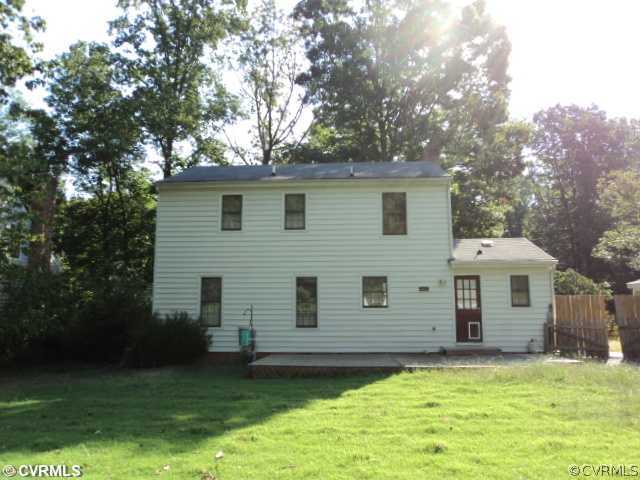 1942 Esquire Road Richmond, VA 23235 - Photo 2 of 6 Exterior Back