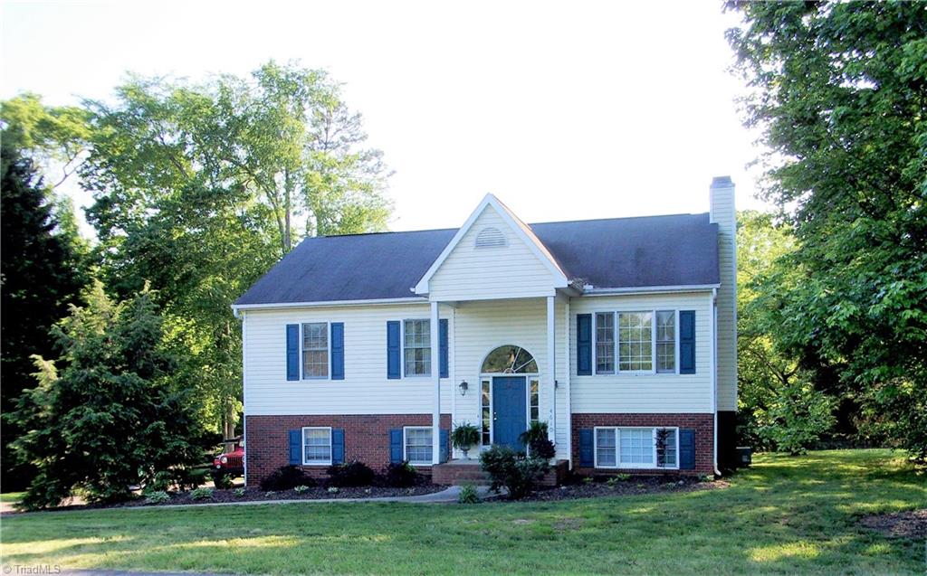 4610 Fieldspring Road Clemmons, NC 27012 - Photo 1 of 25 Gallery Image 1