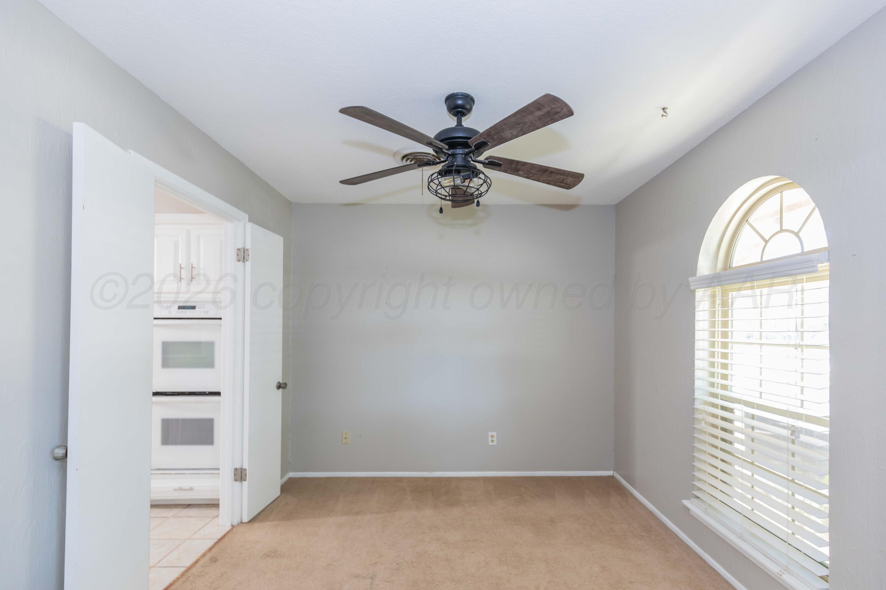 3712 Rutson Drive Amarillo, TX 79109 - Photo 7 of 45 LIVING ROOM VIEW 4