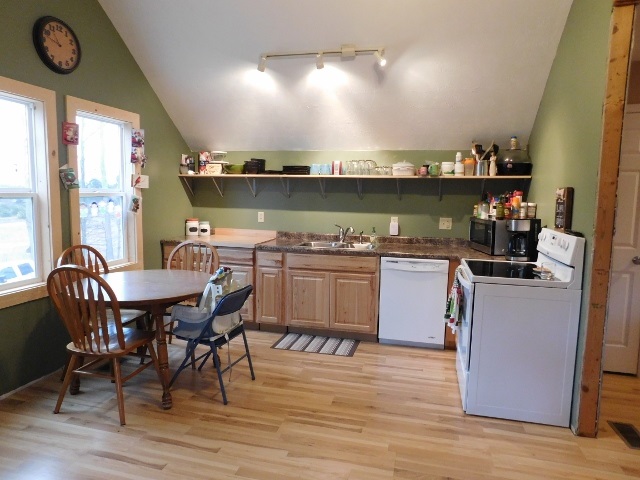 5527 North 5 Road Mesick, MI 49668 - Photo 15 of 23 1809706-14.JPG