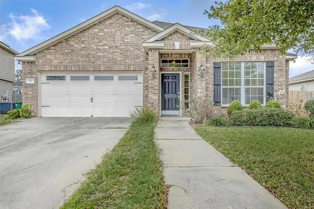 $1,990 | 5607 Straight Way, Kingwood, TX 77339
