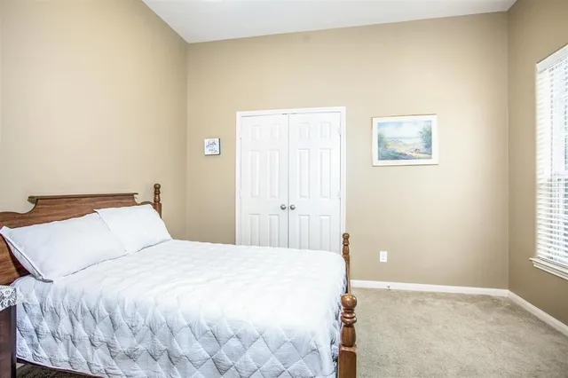 $1,990 | 5607 Straight Way, Kingwood, TX 77339