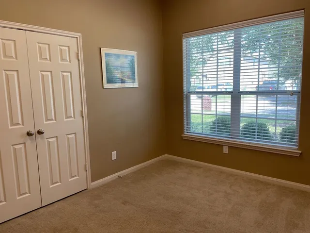 $1,990 | 5607 Straight Way, Kingwood, TX 77339