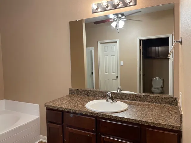 $1,990 | 5607 Straight Way, Kingwood, TX 77339