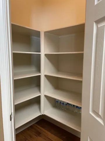 $1,990 | 5607 Straight Way, Kingwood, TX 77339