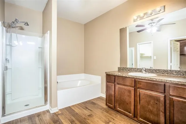 $1,990 | 5607 Straight Way, Kingwood, TX 77339