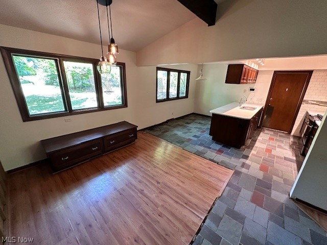 2551 River Road Willoughby, OH 44094 - Photo 6 of 34 Gallery Image 6
