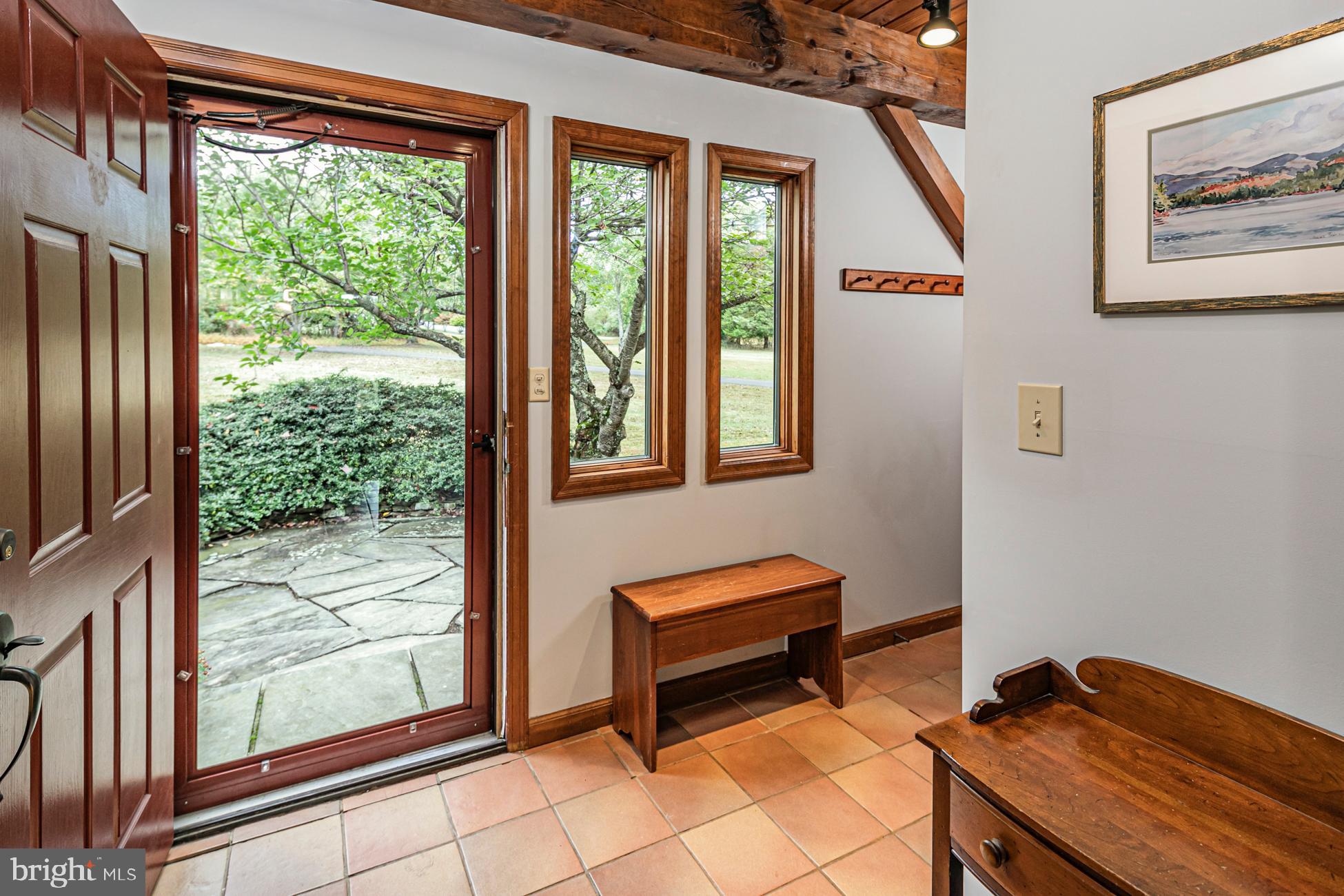 5 Dunwald Road Hopewell, NJ 08525 - Photo 3 of 40 Foyer Entrance