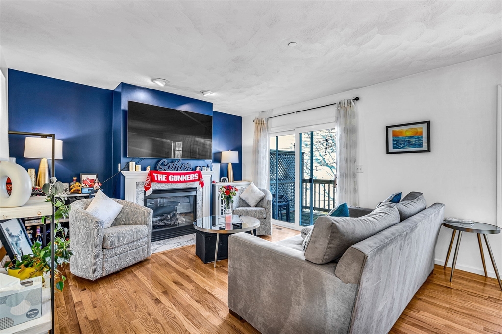 555 Main Street, Unit 8 Woburn, MA 01801 - Photo 8 of 19
