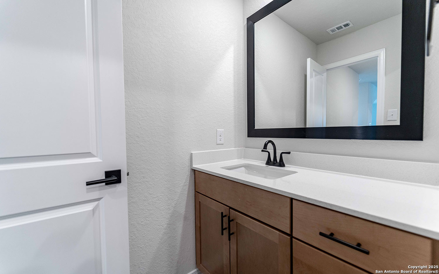 5798 Reagan Ridge Schertz, TX 78108 - Photo 17 of 19