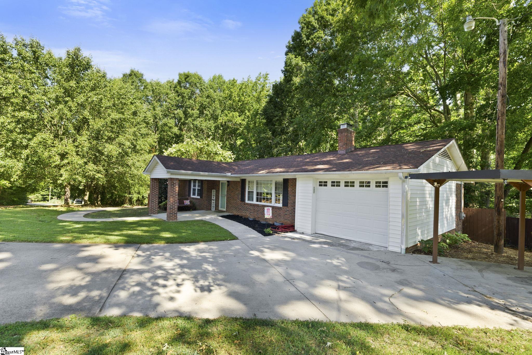 132 Black Road Simpsonville, SC 29680 - Photo 4 of 35