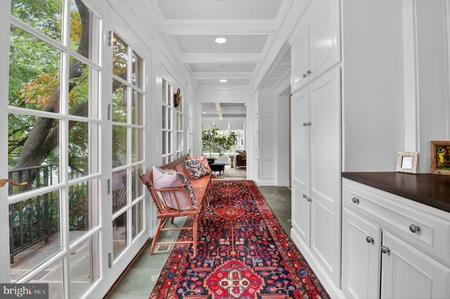 a bench sitting in front of a building