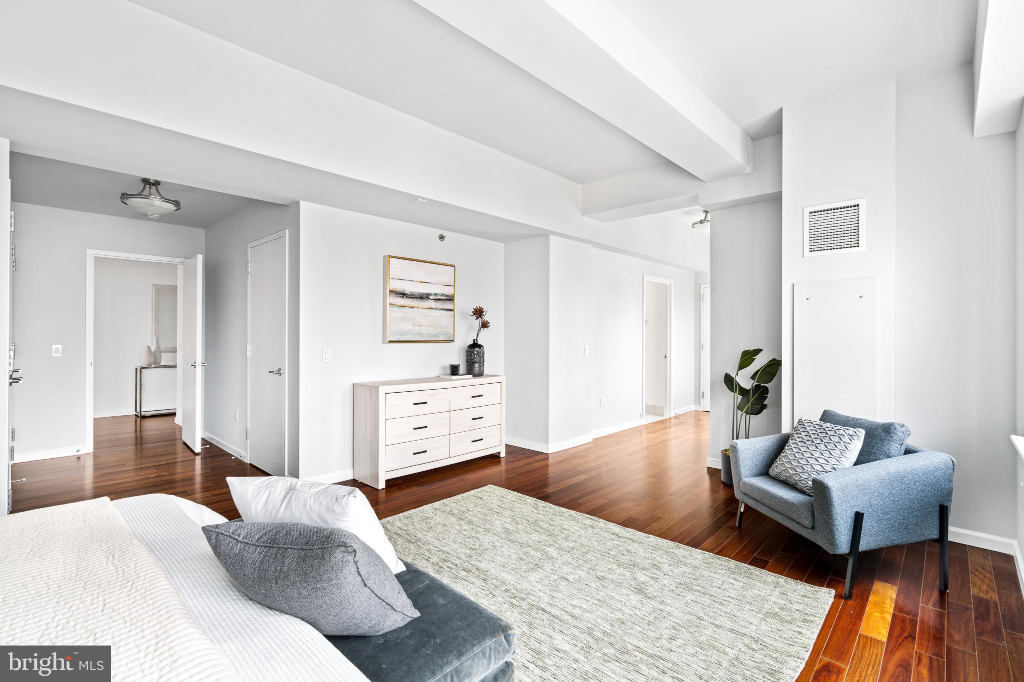 1425 Locust Street, Unit PH31 Philadelphia, PA 19102 - Photo 20 of 24