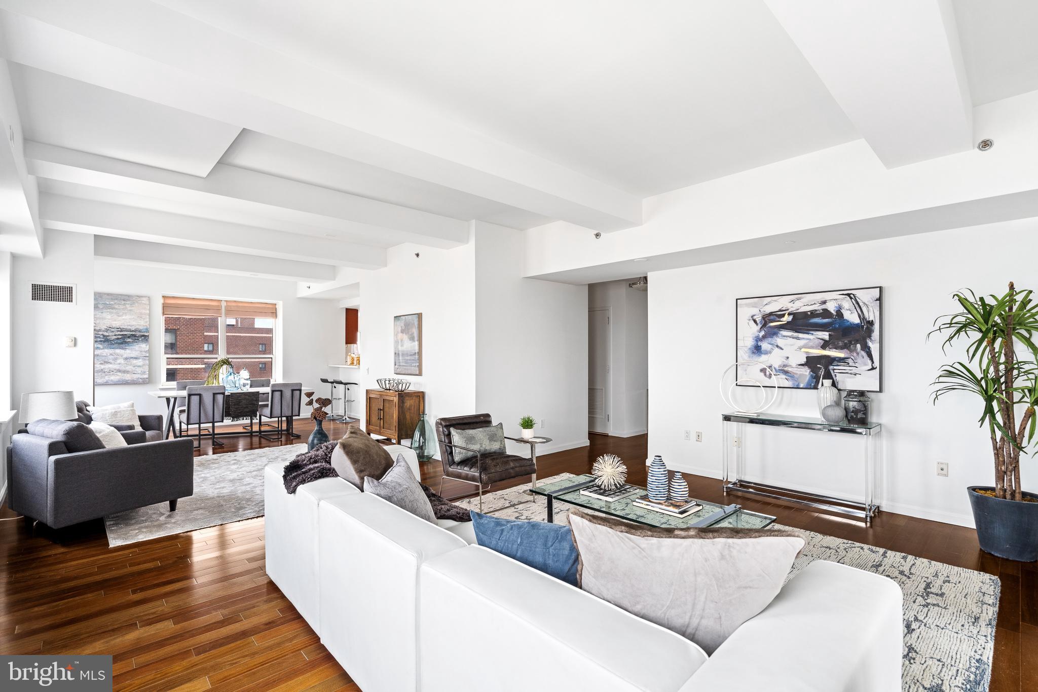 1425 Locust Street, Unit PH31 Philadelphia, PA 19102 - Photo 7 of 24