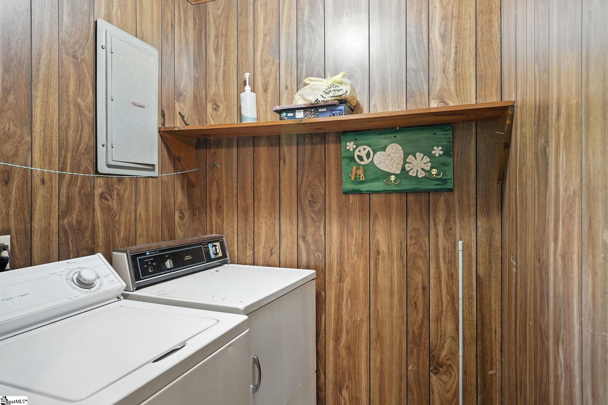 210 North Randolph Avenue Landrum, SC 29356 - Photo 16 of 25