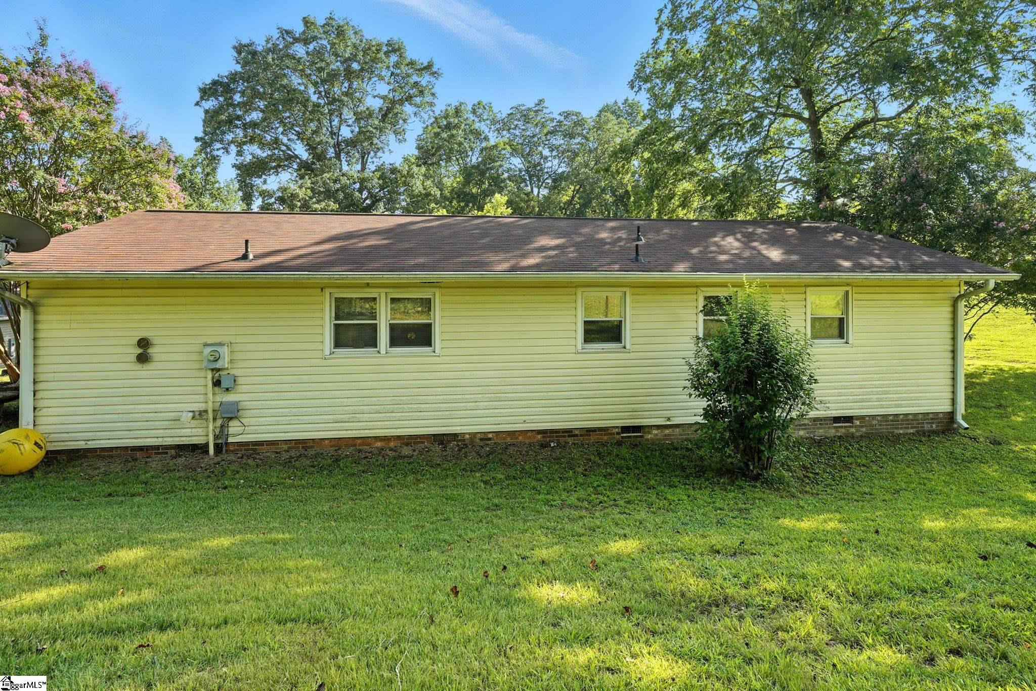 210 North Randolph Avenue Landrum, SC 29356 - Photo 5 of 25