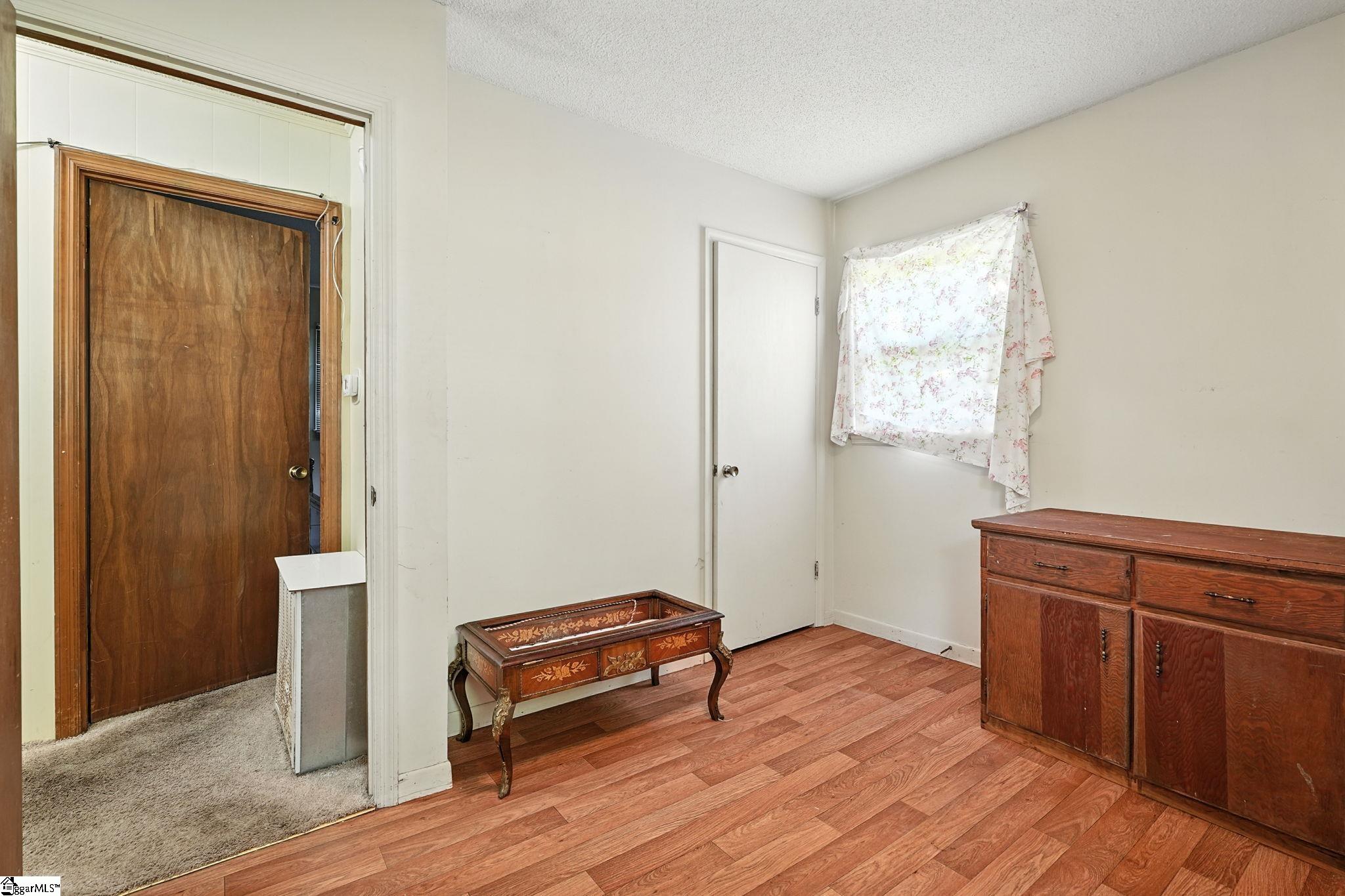 210 North Randolph Avenue Landrum, SC 29356 - Photo 10 of 25