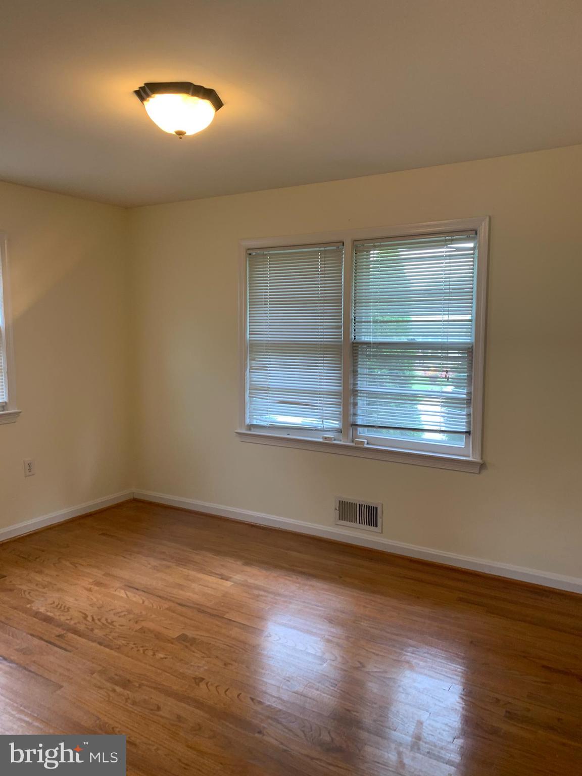 2517 Hughes Road Adelphi, MD 20783 - Photo 2 of 12