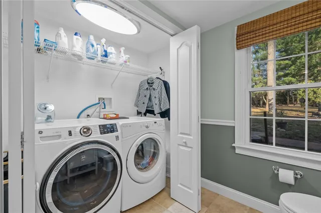 $1,000,000 | 66 Essex Manor Lane, North Kingstown, RI 02874