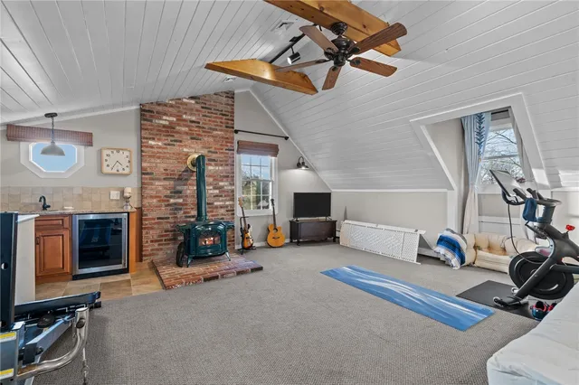 $1,000,000 | 66 Essex Manor Lane, North Kingstown, RI 02874