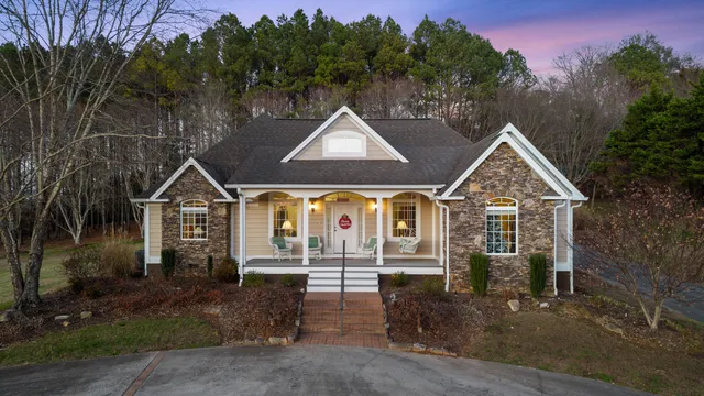 $549,900 | 121 Hiwassee Drive, Charleston, TN 37310