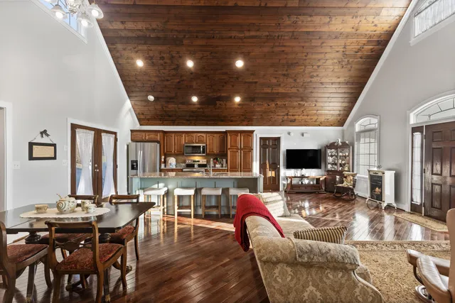 $549,900 | 121 Hiwassee Drive, Charleston, TN 37310