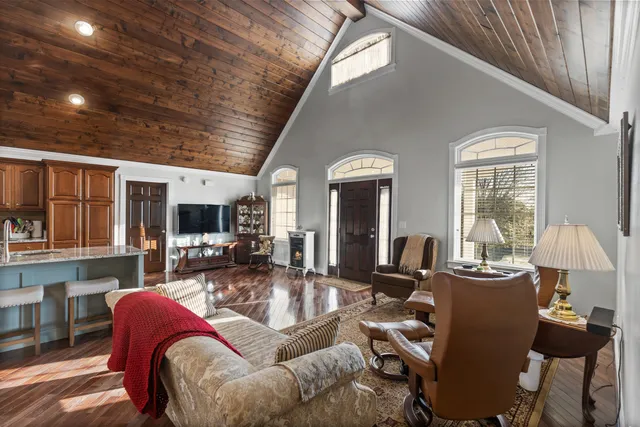 $549,900 | 121 Hiwassee Drive, Charleston, TN 37310