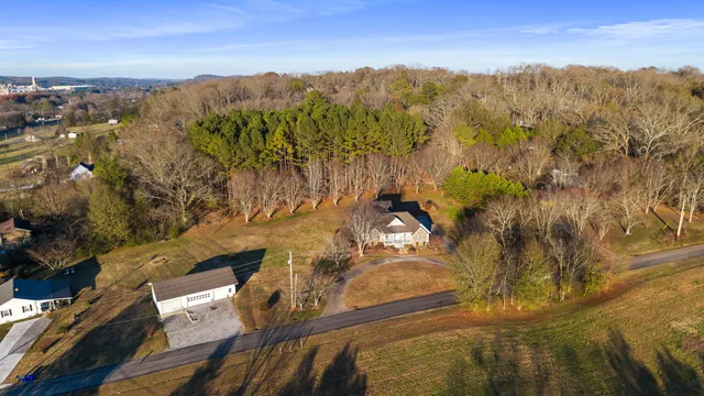 $549,900 | 121 Hiwassee Drive, Charleston, TN 37310