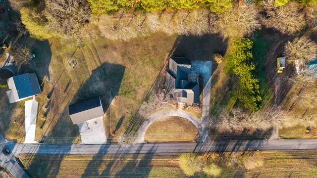 $549,900 | 121 Hiwassee Drive, Charleston, TN 37310