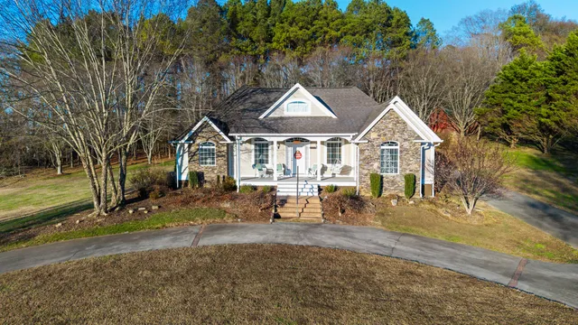 $549,900 | 121 Hiwassee Drive, Charleston, TN 37310