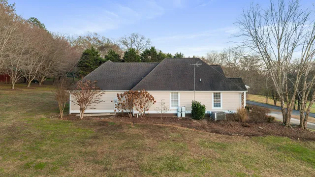 $549,900 | 121 Hiwassee Drive, Charleston, TN 37310
