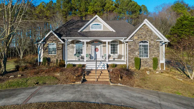 $549,900 | 121 Hiwassee Drive, Charleston, TN 37310