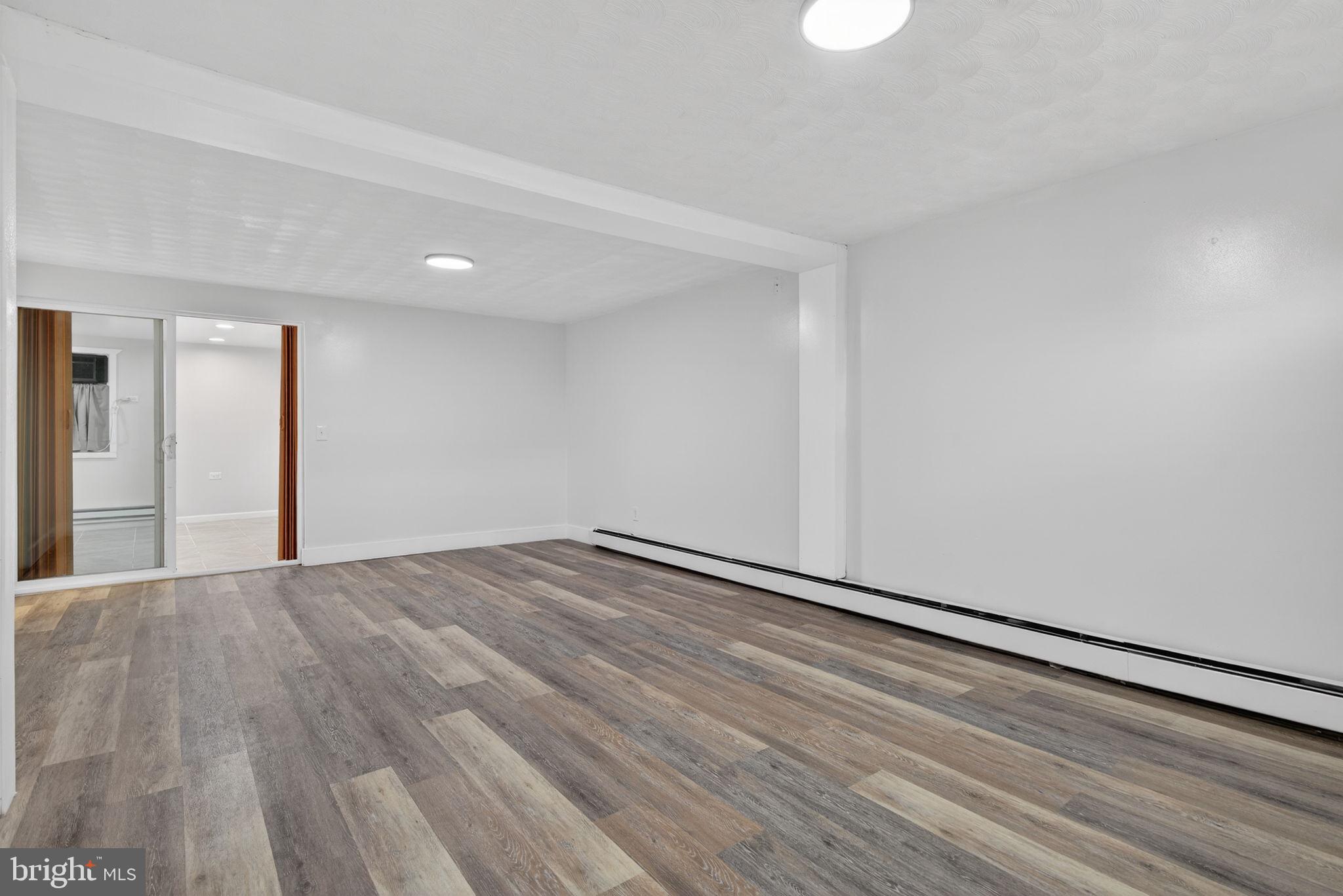 987 Marbrook Lane York, PA 17404 - Photo 24 of 39