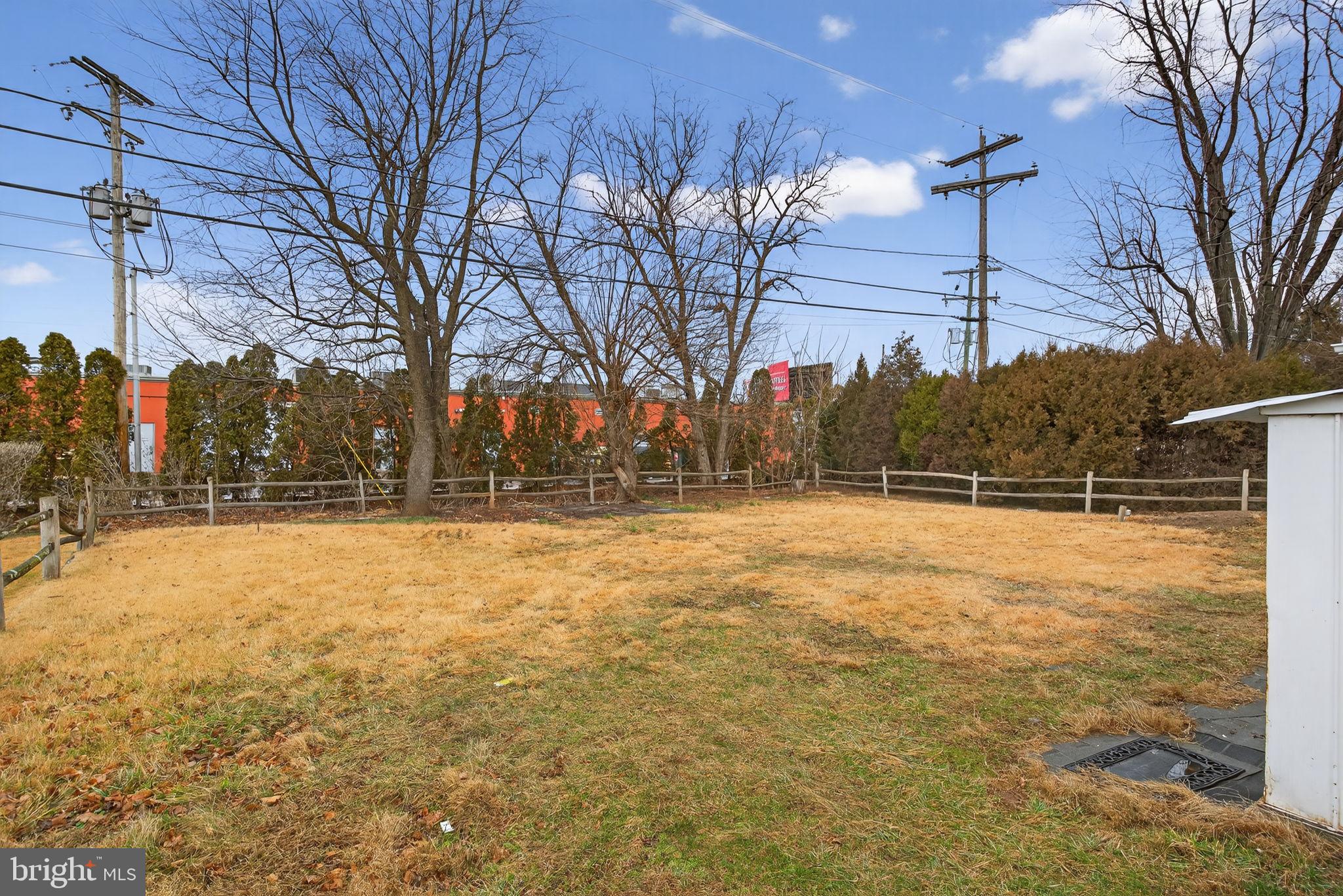 987 Marbrook Lane York, PA 17404 - Photo 37 of 39