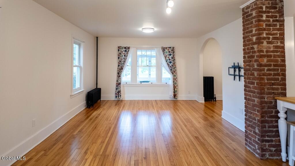 128 Putnam Road Schenectady, NY 12306 - Photo 43 of 44 43-Living Room View