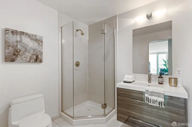 $6,699 | 301 Main Street, Unit 25E, San Francisco, CA 94105