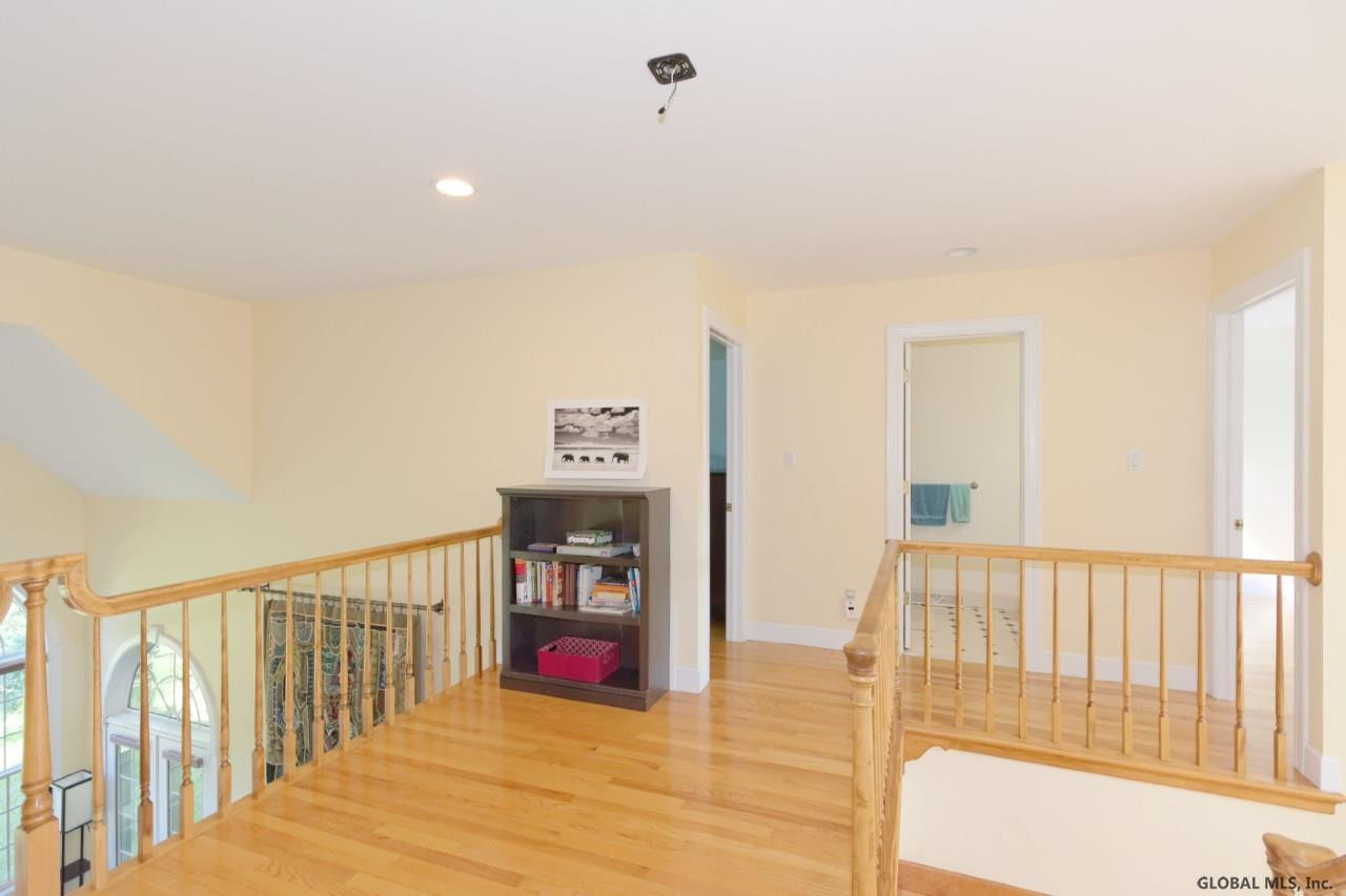 1022 Lamplighter Road Niskayuna, NY 12309 - Photo 36 of 65 Photo 36
