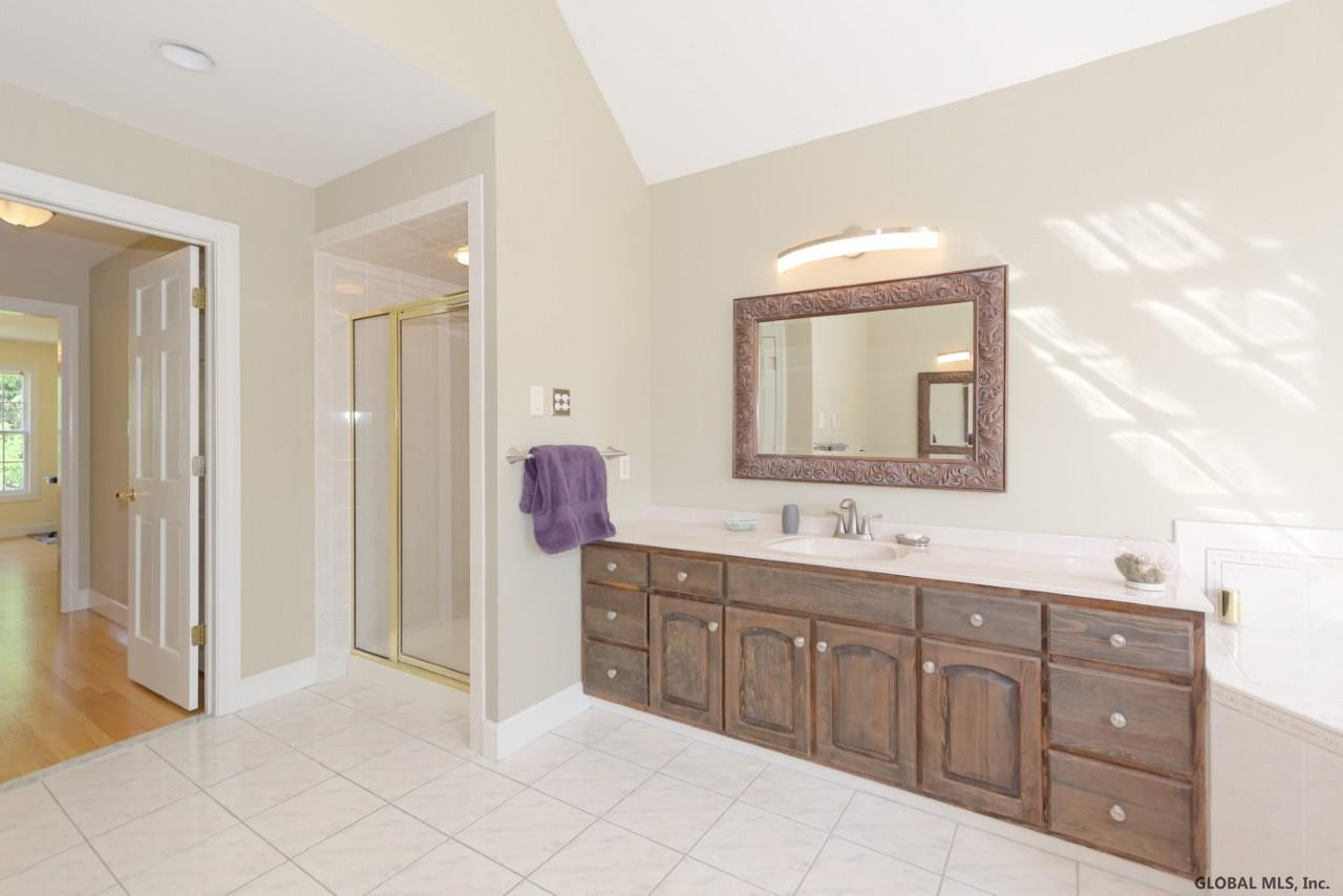 1022 Lamplighter Road Niskayuna, NY 12309 - Photo 45 of 65 Photo 45