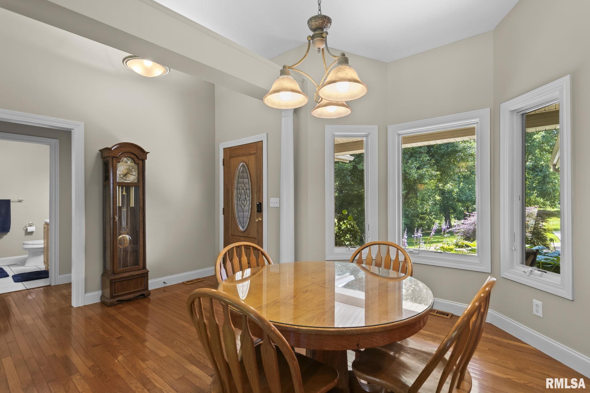 2450 Old Beardstown Road Springfield, IL 62702 - Photo 8 of 50