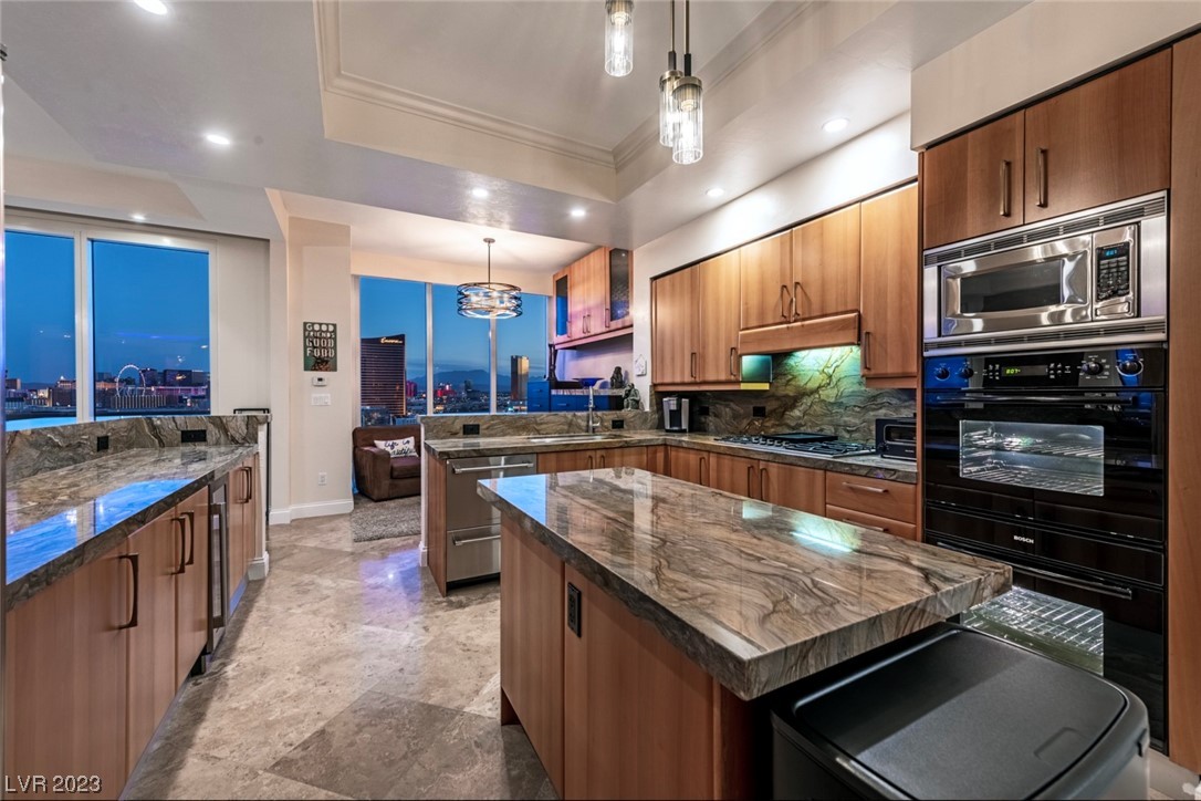 2857 Paradise Road, Unit 2303 Las Vegas, NV 89109 - Photo 15 of 37 Gallery Image 15