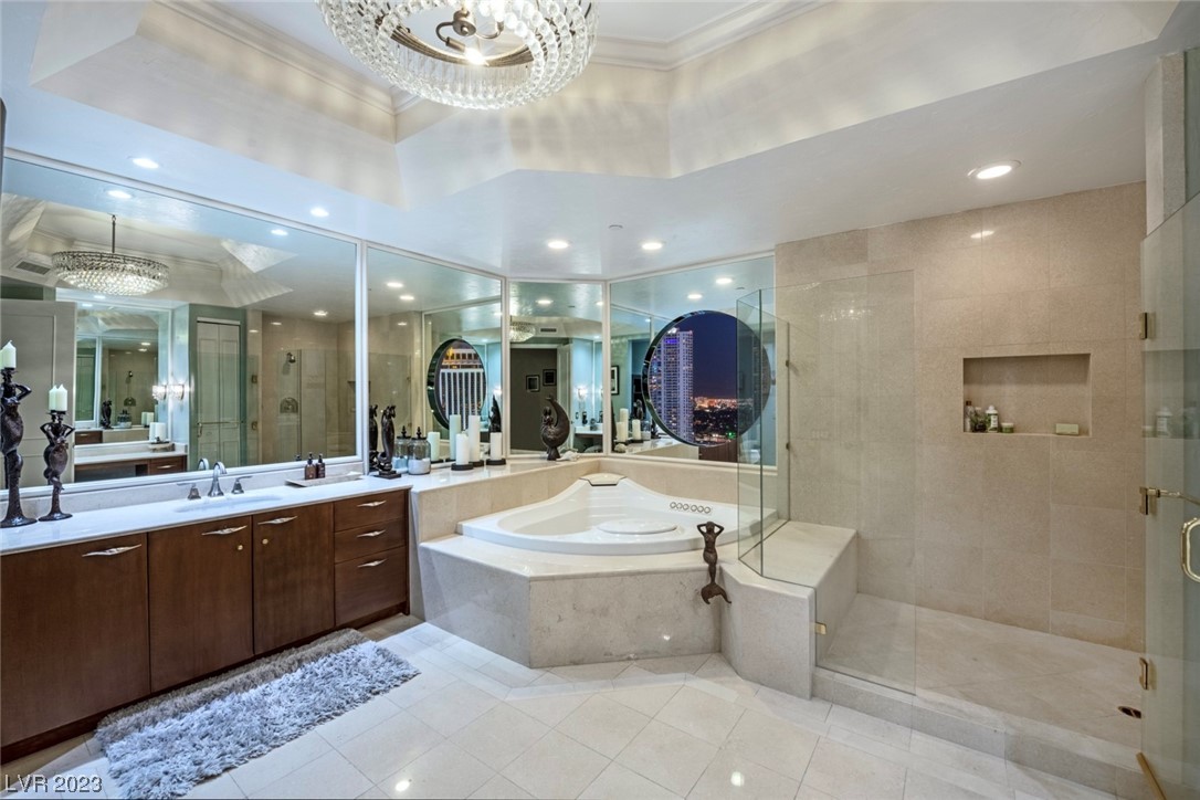 2857 Paradise Road, Unit 2303 Las Vegas, NV 89109 - Photo 23 of 37 PRIMARY BATHROOM