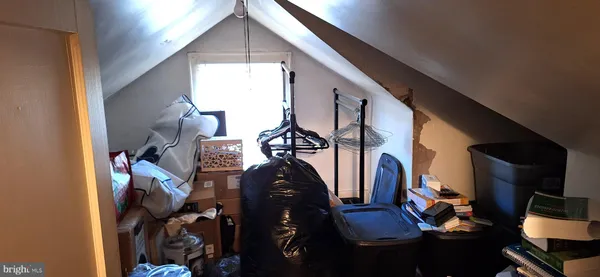 a view of entryway and livingroom