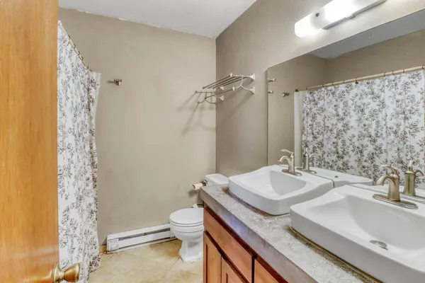 $249,000 | 3102 8th Avenue North, Fargo, ND 58102