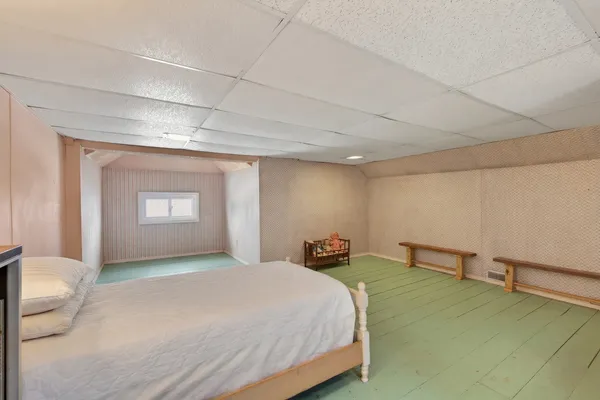 $400,000 | 407 North Arlington Heights Road, Arlington Heights, IL 60004