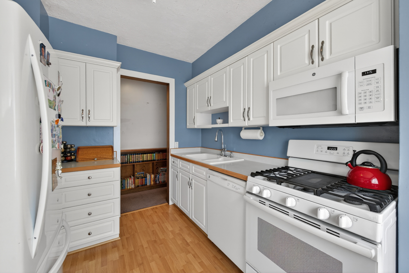 407 North Arlington Heights Road Arlington Heights, IL 60004 - Photo 7 of 26