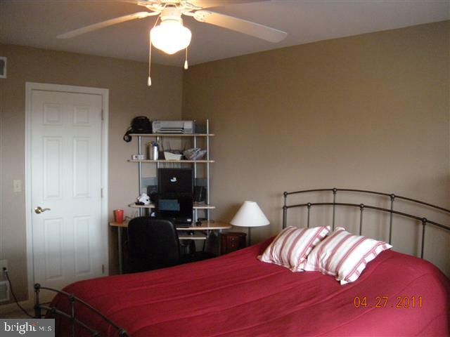 204 Sparrow Road Hummelstown, PA 17036 - Photo 9 of 20 Gallery Image 9